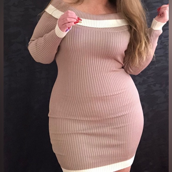 NWT Mauve and White Fashion Dress Large - Picture 4 of 6